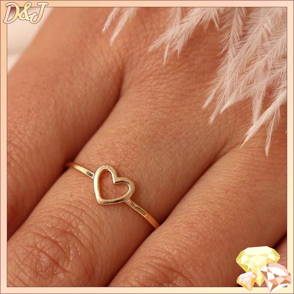 💎✨ Tiny Heart Ring